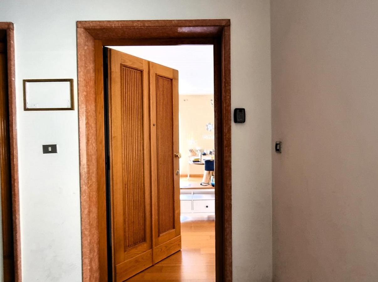 Casa Vivaldi Guest House Verona Bagian luar foto